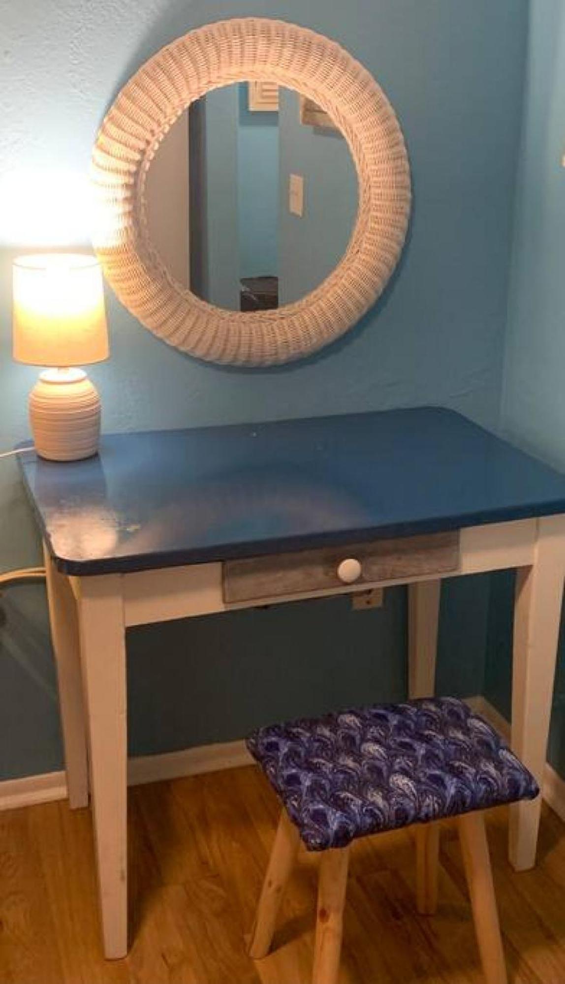 Apartment Malyn 122, Waterfront Condo, Few Blocks To St. Pete Beach