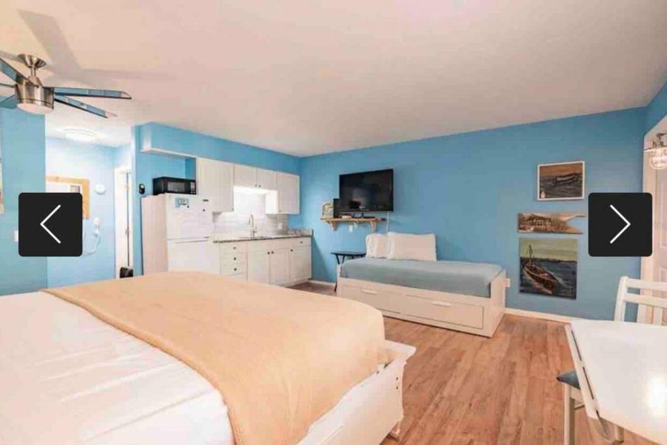 Apartment Malyn 122, Waterfront Condo, Few Blocks To St. Pete Beach